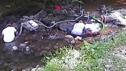 VA Gold On the Creek the creek with big gold in it aug 2007 b-man