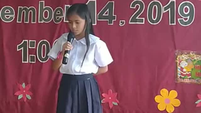 Eight Year Old Girl Has An Awesome Voice