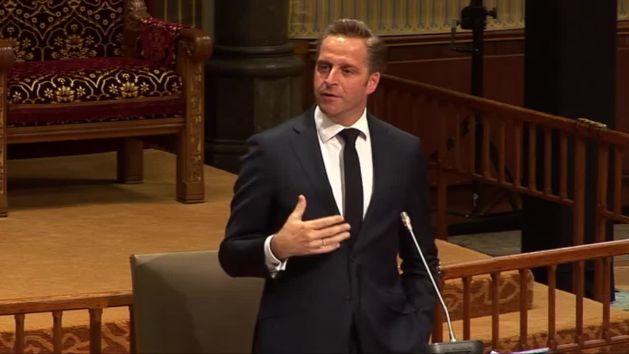 Hoe krijgt Hugo dit in de doofpot. Niet....