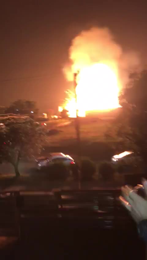 Posto de combustíveis explode no Brasil