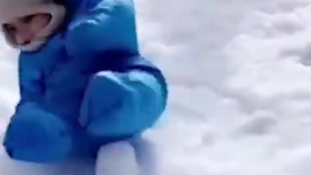 FUNNY BABY CLIP