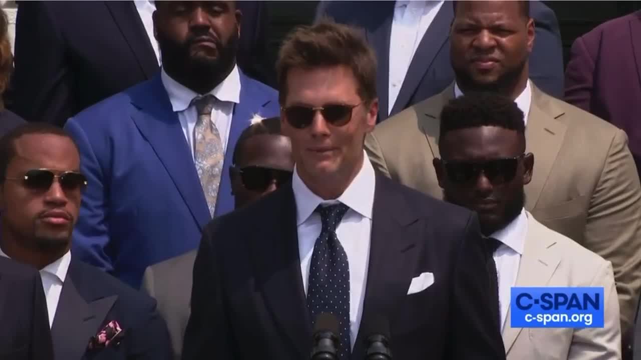 Brady trolls Biden!