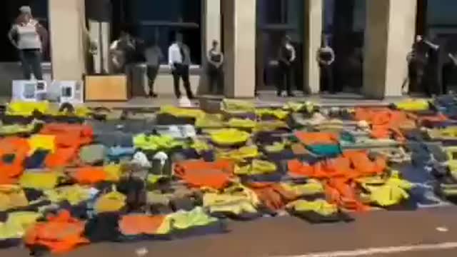 Renuncia masiva en Australia: Se negaron a vacunarse y no pueden trabajar