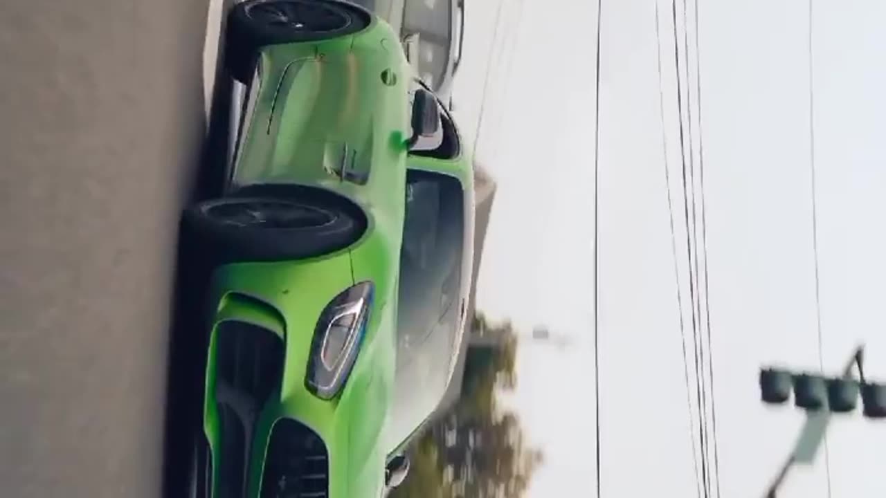 Green Motivational Car