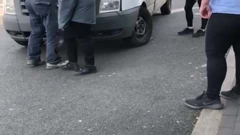 Tensions Rise at Shopping Center During Pandemic