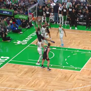 NBA - Jaylen Brown stuffs it at the rim! Rockets-Celtics