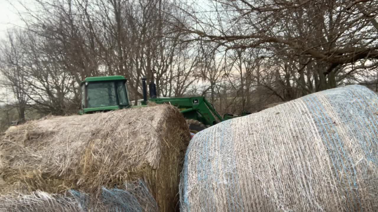 How to use the hay knife