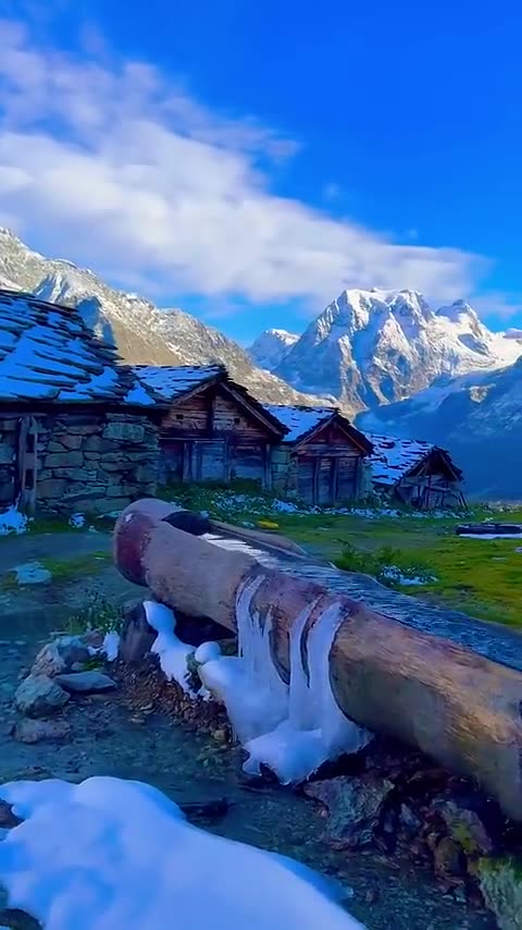 This little Swiss village is magical 🇨🇭 🙂☺️