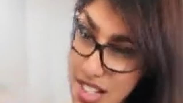 Mia Khalifa Woombo Ai😂😂😁Funny Clip