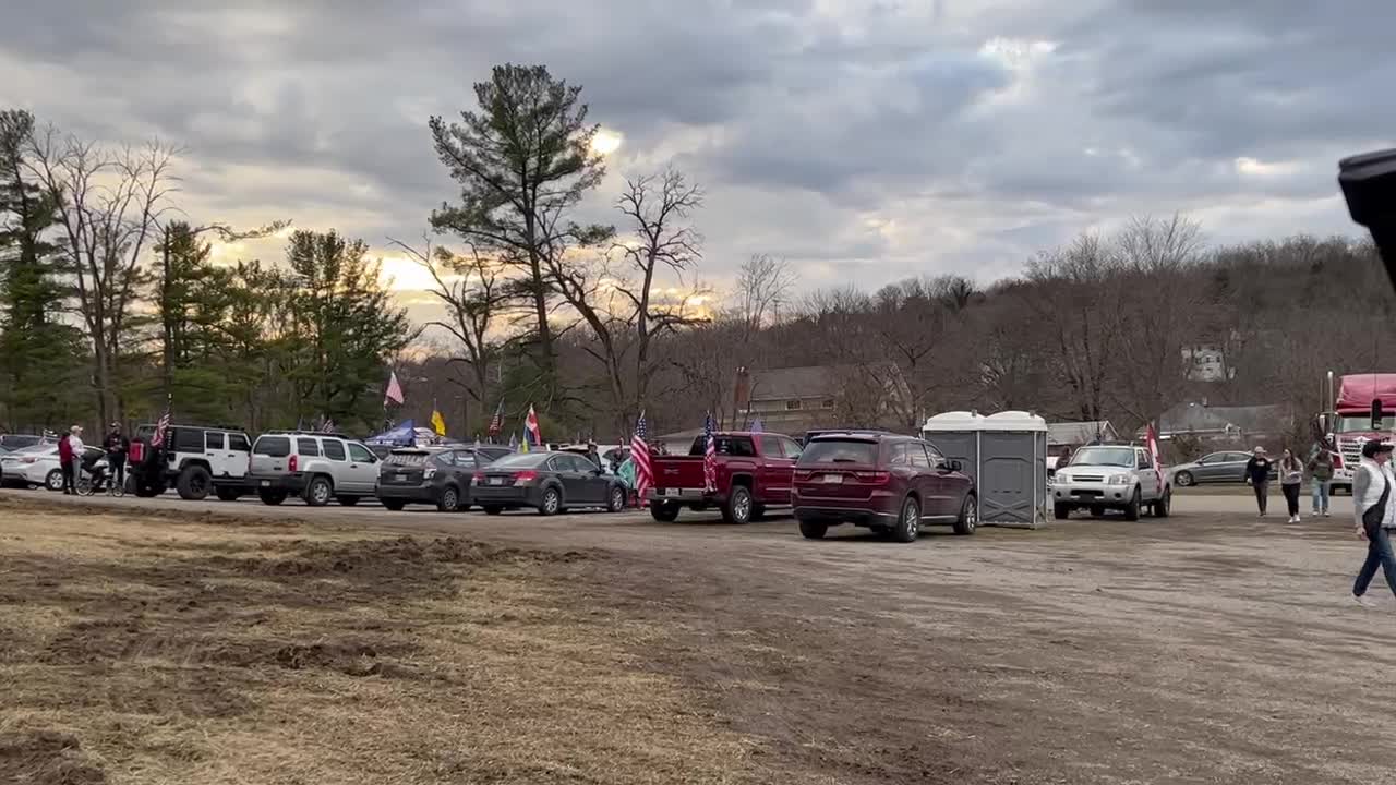 Live - Night 22 - The Peoples Convoy - Hagerstown Speed Way - Pig Roast