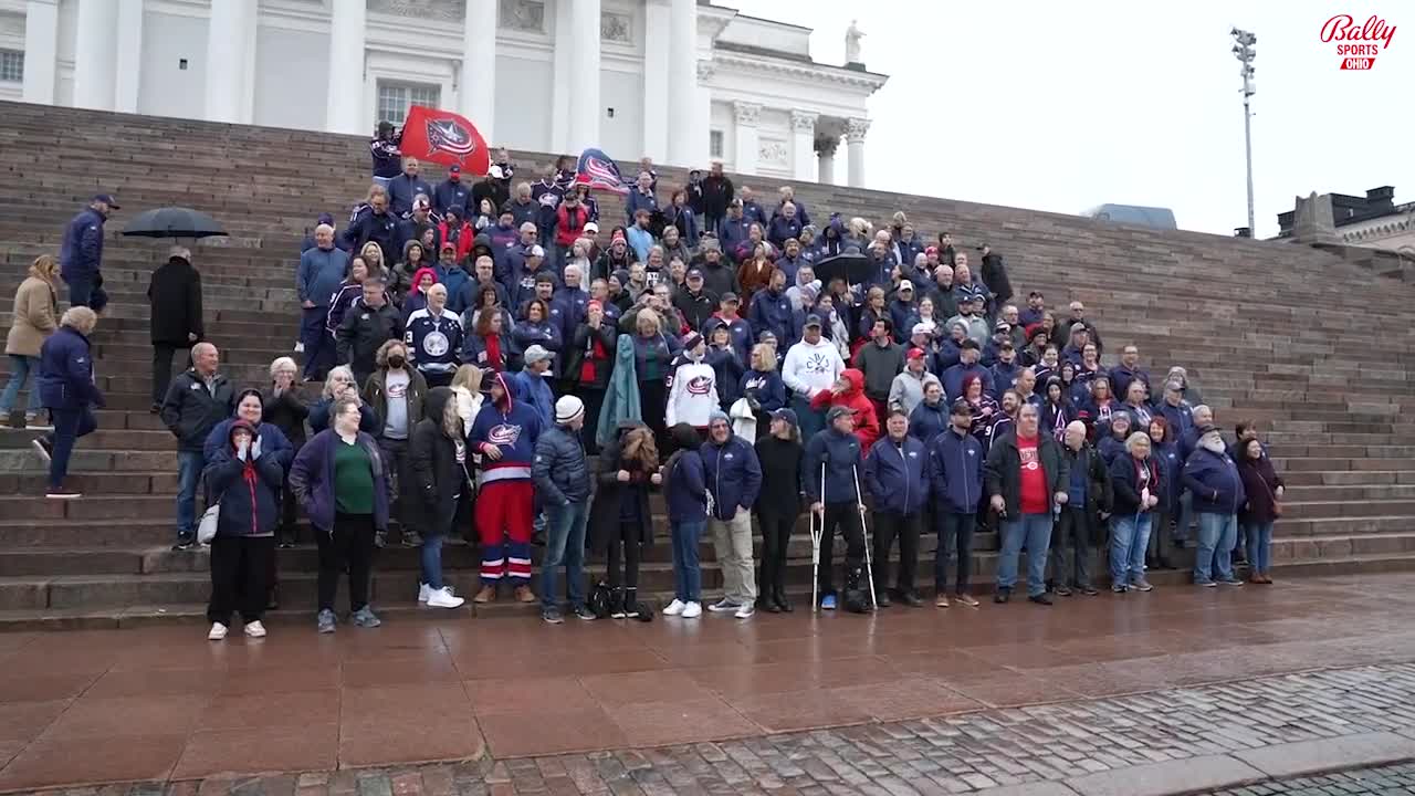 Blue Jackets fans gather in Helsinki's Senate Square before team heads to Tampere