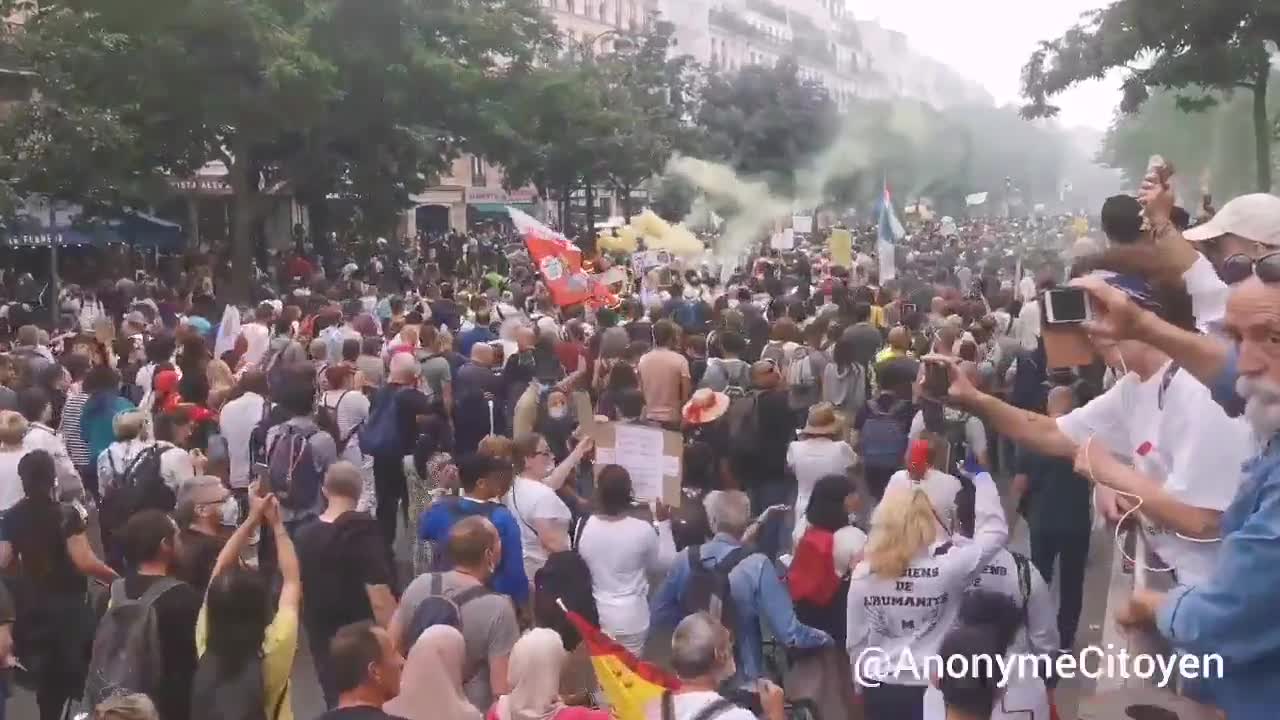 Parigi manifestazione del 31.07.2021