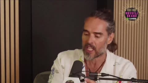 Russell Brand: “If you care about democracy, if you care about freedom Vote for Trump.