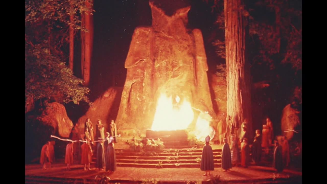 Project Whistleblower גיימס אוקיף מפרוייקט ואריטאס ביקר בממועדון בוהמיית גרוב