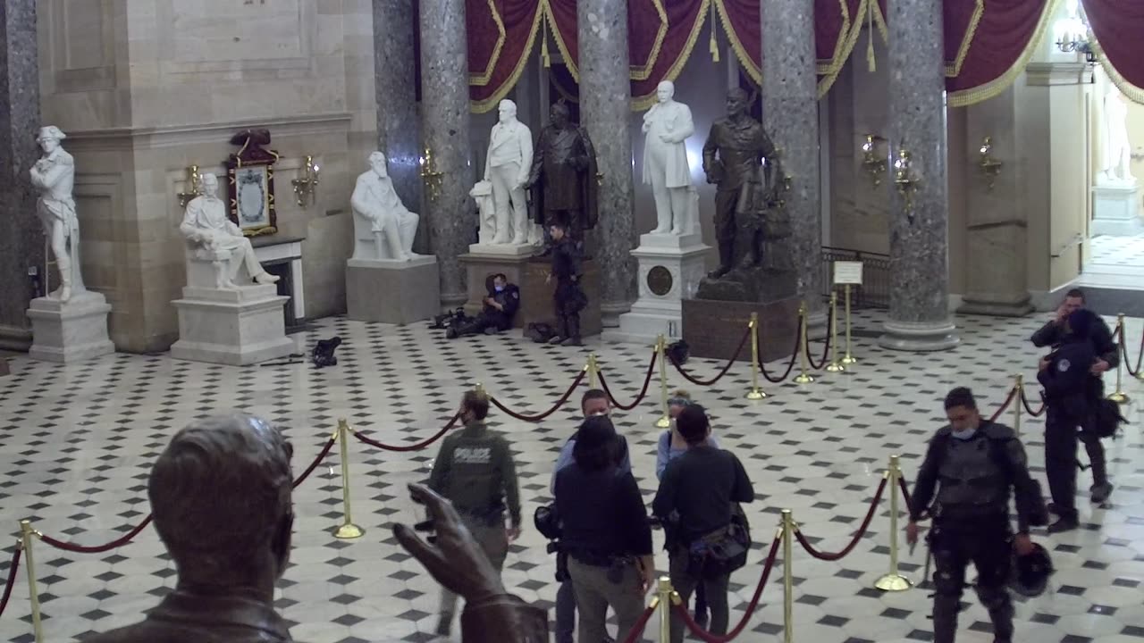 0262USCH02StatuaryHall_2021-01-06_21h44min19s787ms.mp4