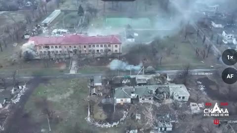 Incredible Footage of a Ukrainian Attack on Russian Positions in Pokrovsk