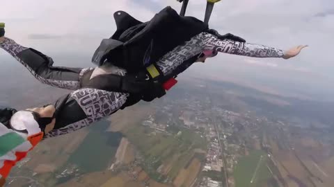 sky diving goes wrong