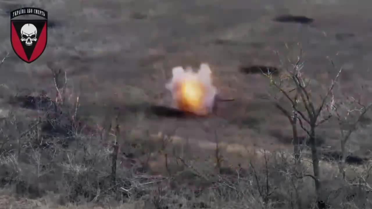 More footage of the burning of a Russian convoy by soldiers of the 72nd Brigade p3