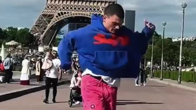 very beautiful freestyle football people are also very beautiful