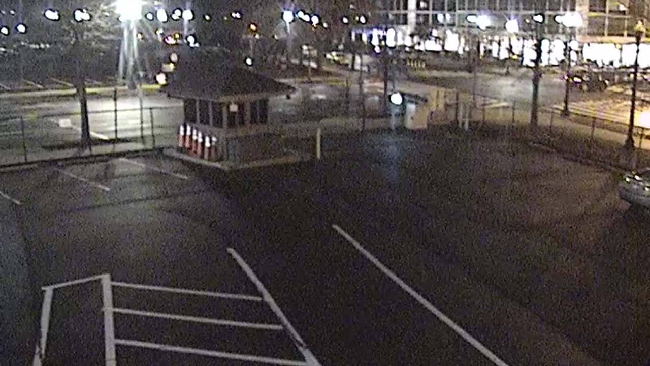 1902LOTS00Lot12SenateParking_2021-01-05_18h40min12s077ms.mp4