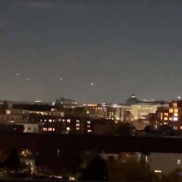 Mysterious lights over Capitol Hill causes UFO panic in DC