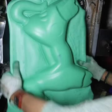 Plastic horse Toy making process...
