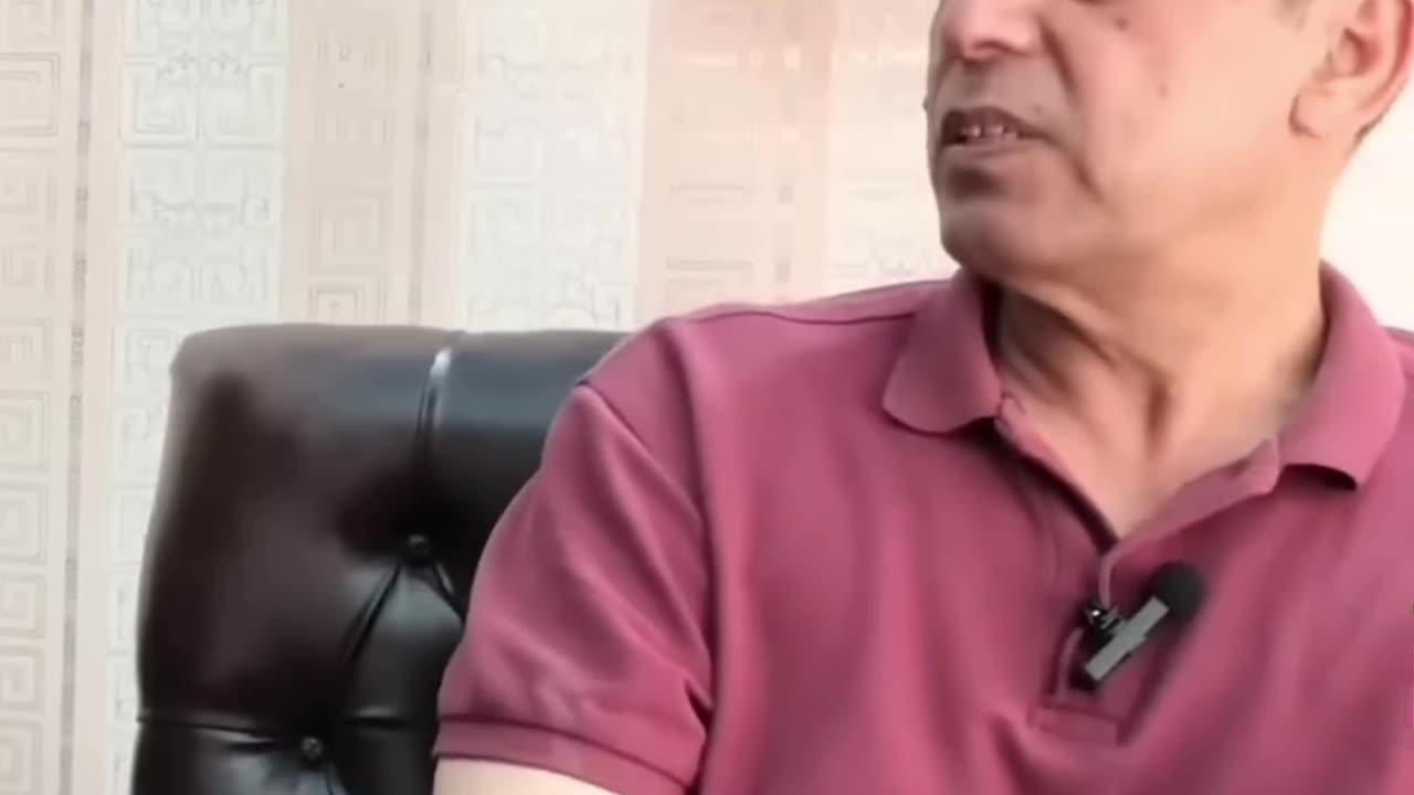 Half Of My Time Goes In Flipping English Pages & Half Punjabi Poetry | Pirzada Syed Hamid Bukhari