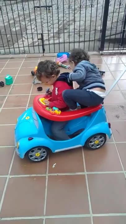 Brincando com meus pequenos