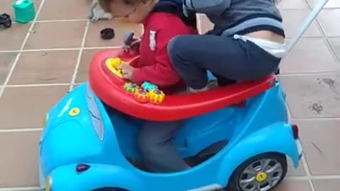 Brincando com meus pequenos