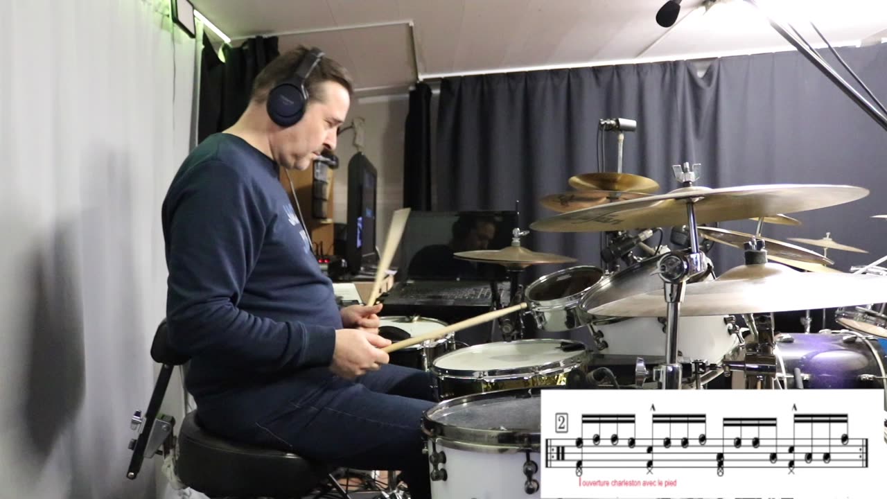 One minute lesson 14 "groove Tribal en Paradiddle"