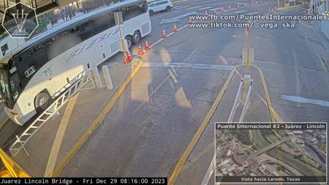 2023-12-29 - Puente Internacional 2 (viendo hacia Laredo, Texas)