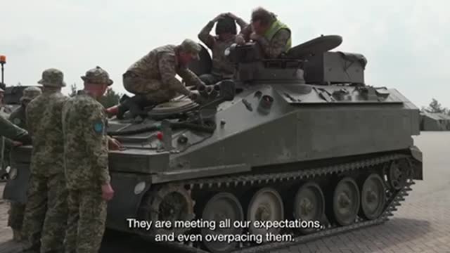 The British Ministry of Defense showed how they train the Ukrainian military