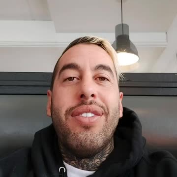 The Niagara falls/Buffalo border is starting to be BLOCKED from the USA SIDE