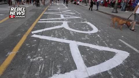 Ottawa Police just fined a protester $1,130 for writing “FREE TAMARA LICH” in chalk!