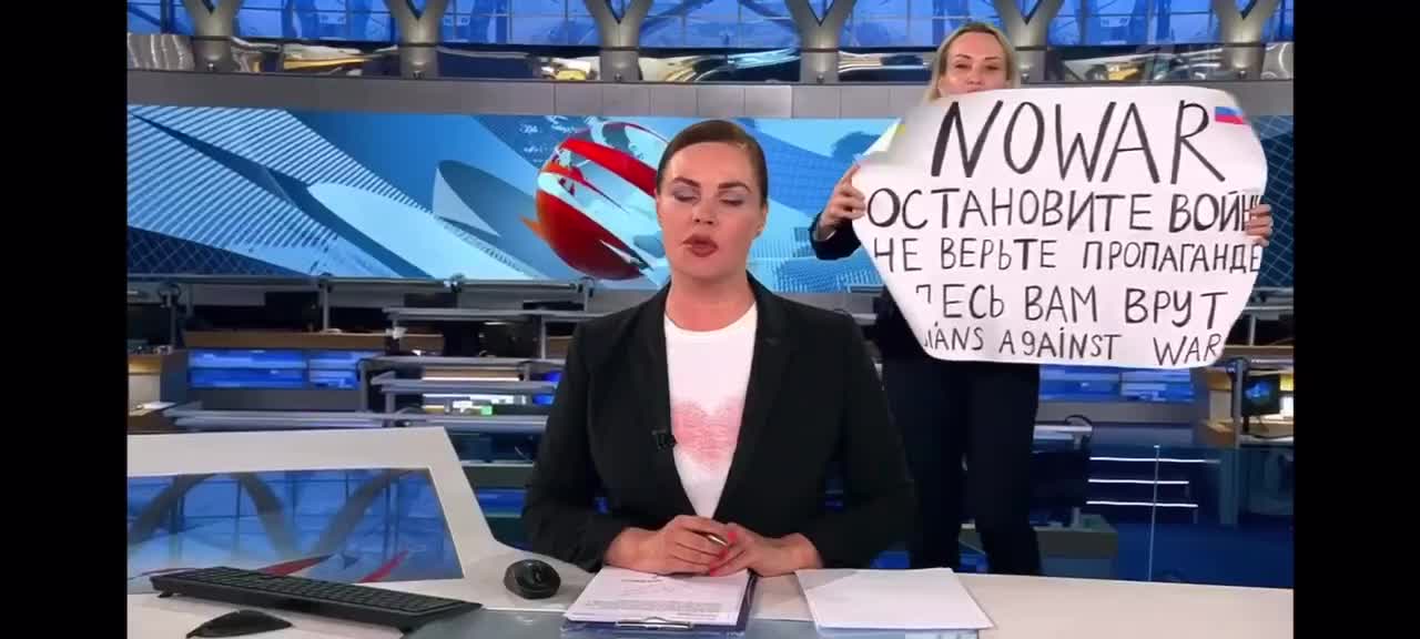 The activist disrupted the news release on the main channel of the Russian Federation