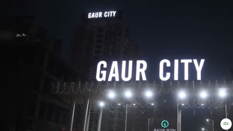 Gaur City 5th Avenue Ready to Move Apartments