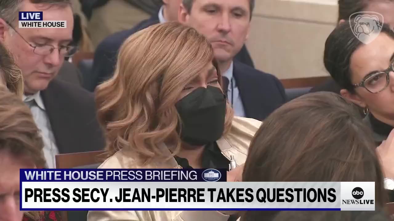 White House 'Journalist' April Ryan Lobbies Karine Jean-Pierre For Biden Meeting With Stevie Wonder