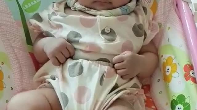 Sister's serenade for younger