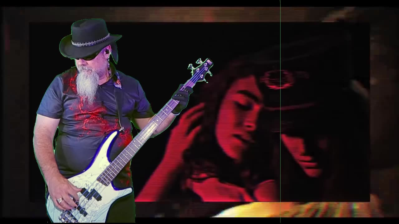 Robert's Bass Karaoke - Locked out of Heaven