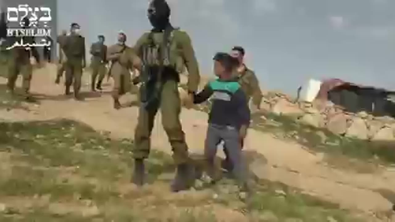 Israel vs Hamas war childrens stuck