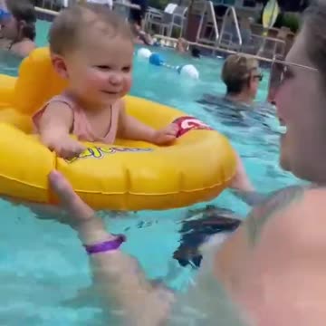 SMALL BABY VIRAL SWIMMING POOL DANCE 🏊‍♀️💃💖💛