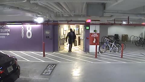 6086RHOBG3G308ALobbyEntrance_2021-01-05_21h40min02s200ms.mp4