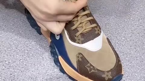 how to tie shoelace trending