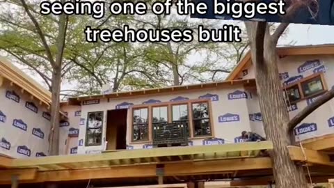 Our biggest treehouse we’ve ever built with 2,400 sqft interior & 1,300 sqft of deck in Texas 💪