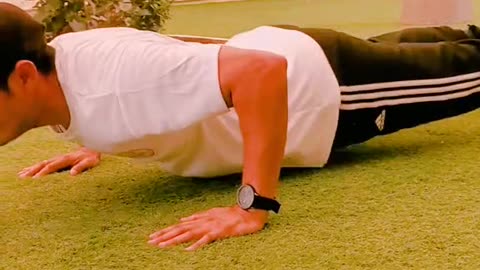 Push ups , clapping push-up