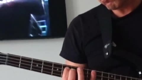 Iron Maiden phantom of the opera bass cover