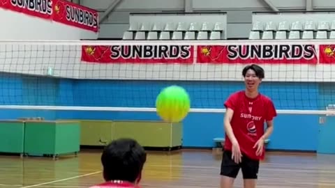 From Gym Ball to Tiny Plastic Ball—What’s the New Game These Guys Are Trying to Invent? 🏐😂🤔