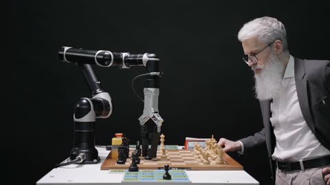 AI vs. Humans Chess Challenge