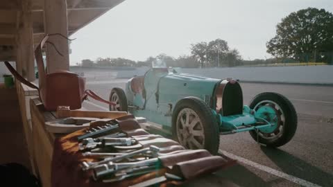 BUGATTI Sur Mesure_ Introducing the CHIRON Pur Sport 'Grand Prix'