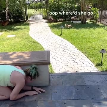 auntie did me a heckin frighten😅 but don’t worry she gibs kisses after🥰